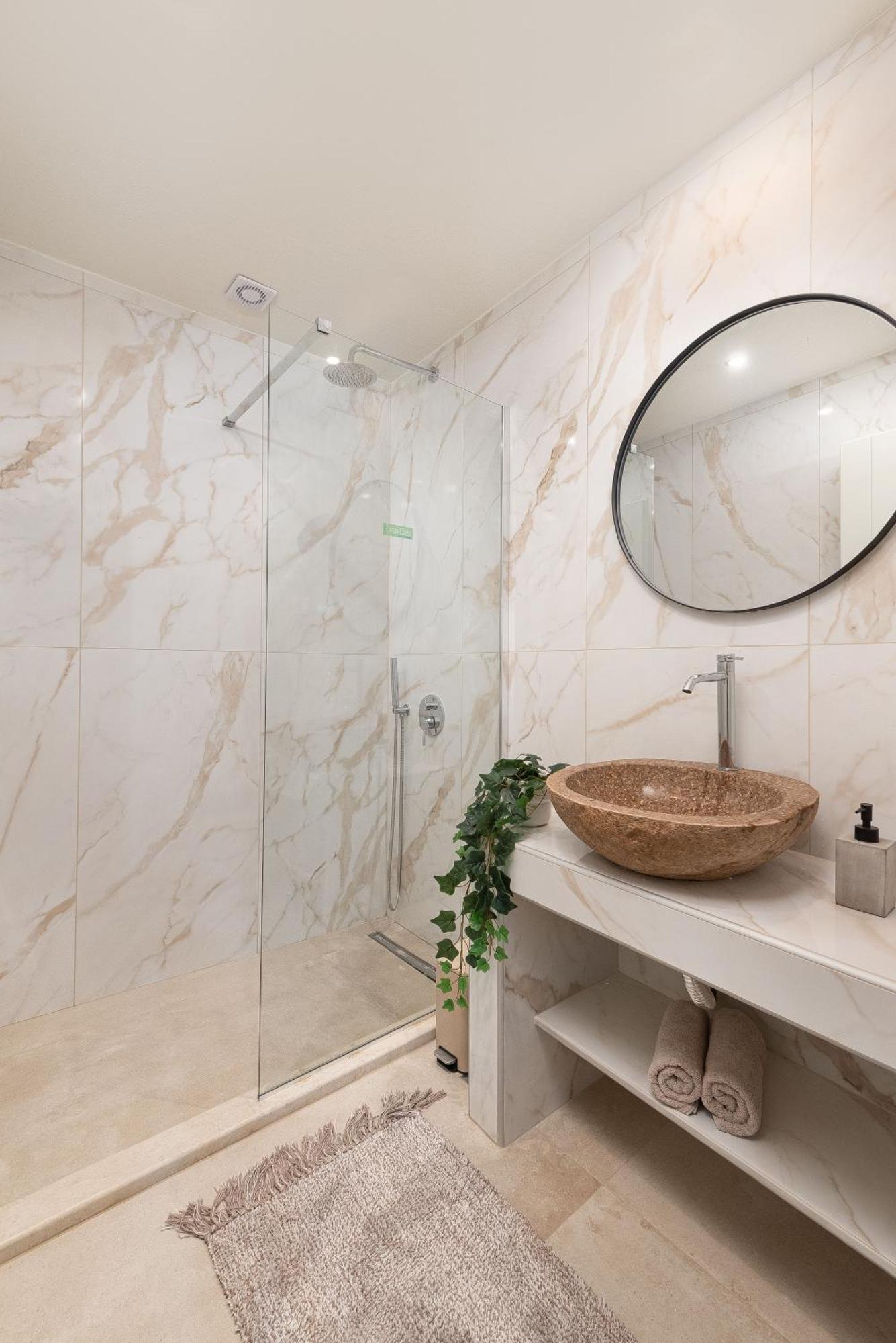 4 Bedroom Luxury - Sozoe Rhodes City