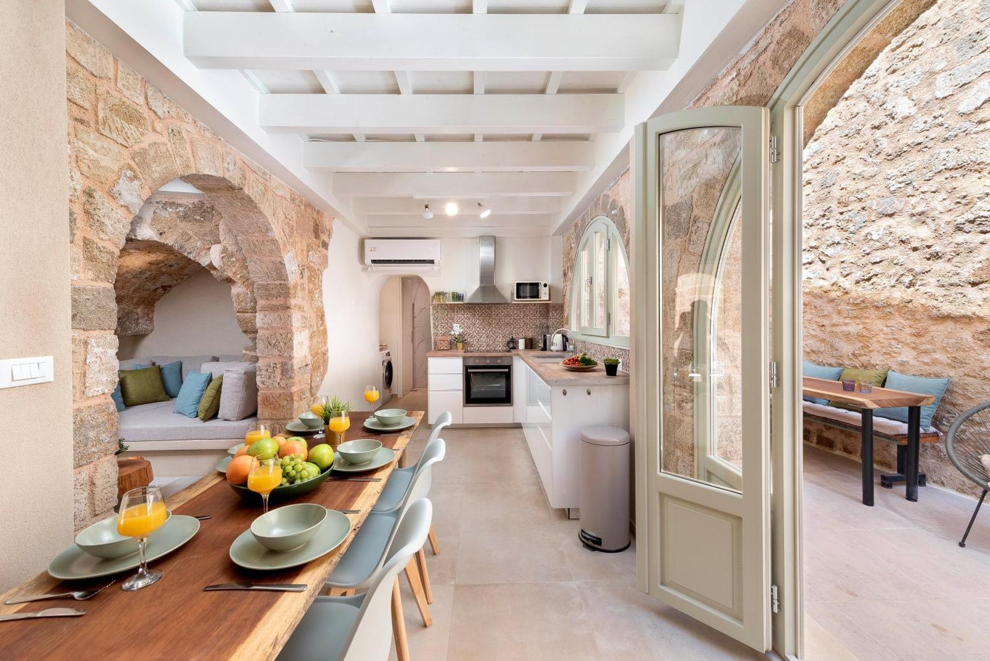 4 Bedroom Luxury - Sozoe Rhodes City